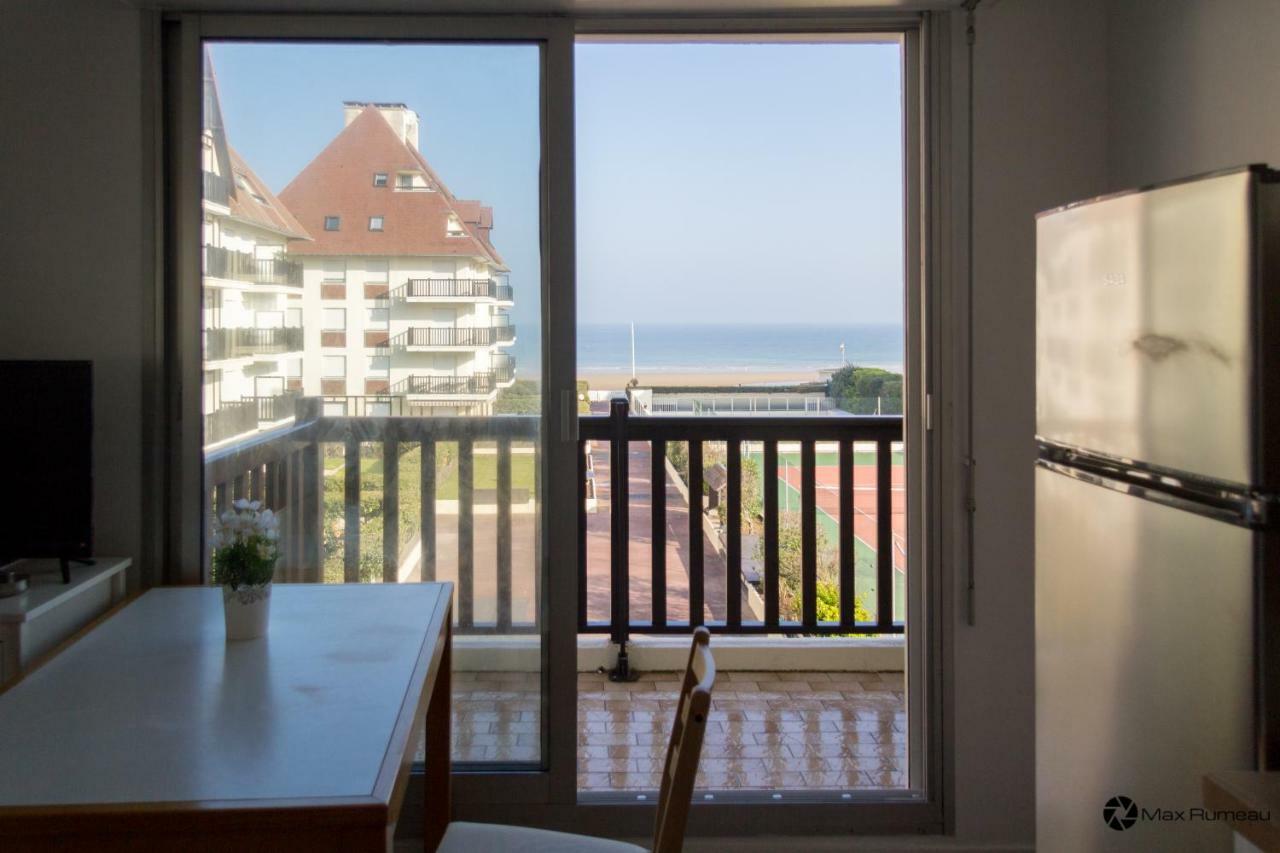 Studio Moderne Acces Plage, Piscine Et Tennis Cabourg Luaran gambar